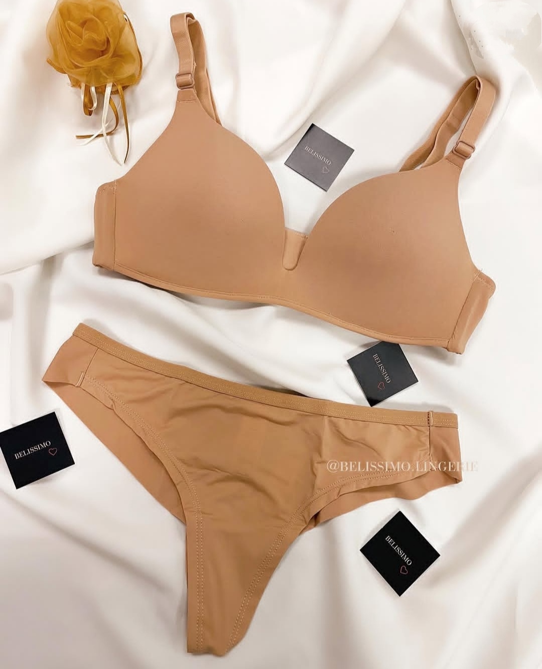 Комплект нижнего белья без косточек